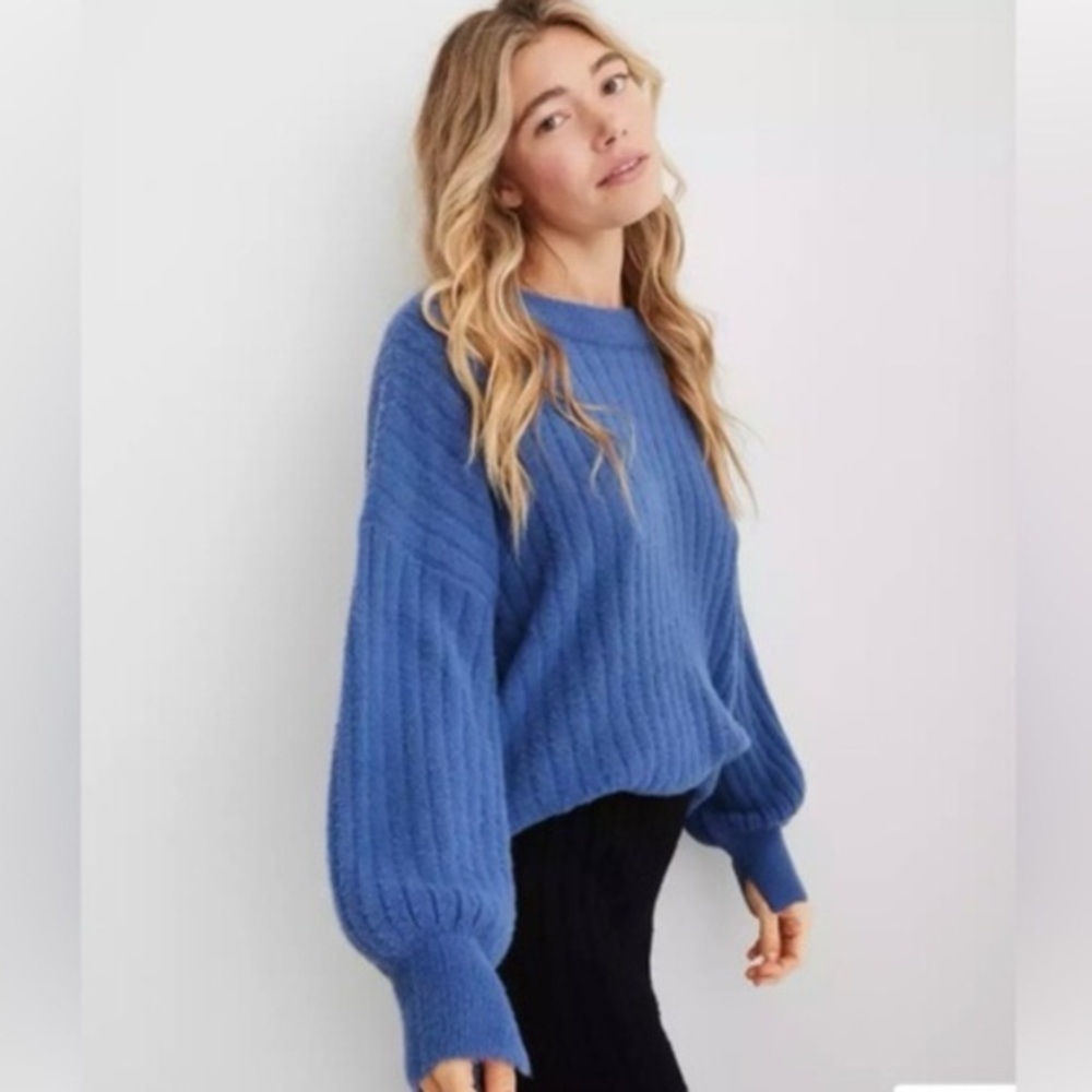 Blue oversized Women's pullover Sweater by Aerie.